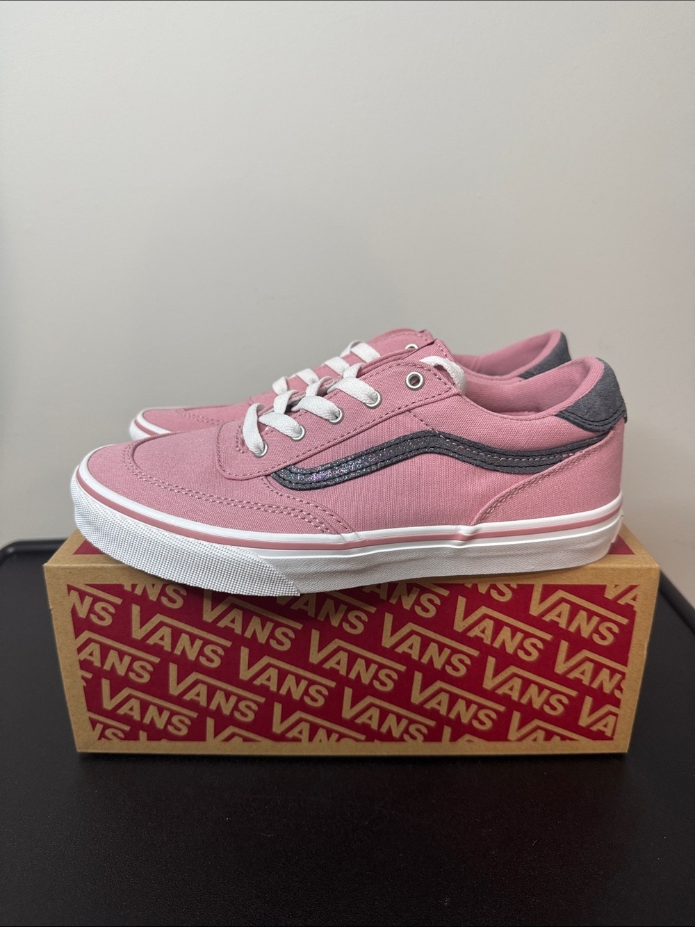 Vans Brooklyn Kids Girls Shimmer Pink Canvas Sneakers Youth Size 5 New NIB